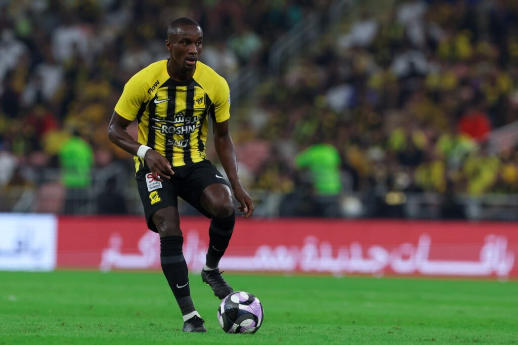 الاتحاد يقترب من المركز الخامس: حسابات التأهل للملحق الآسيوي
